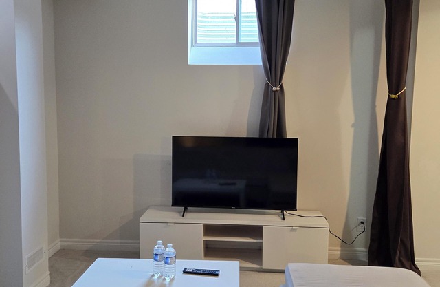 Fully Furnished Studio Basement apartment in Huron Park, Kitchener