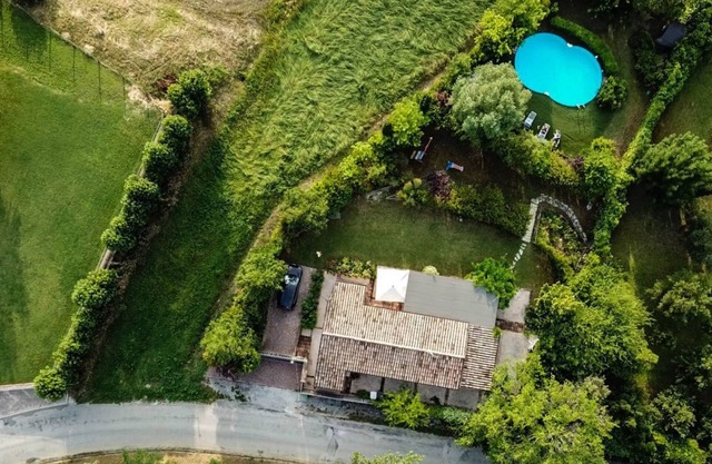 Vollständig eingezäunte, private Villa mit Pool – ideal für Familien, haustierfr