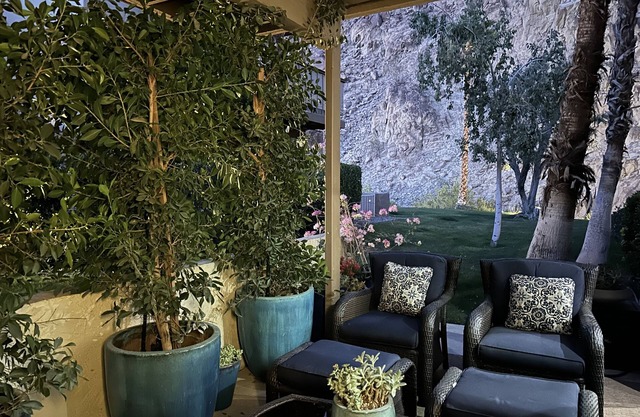 Fully Remodeled Desert Retreat!