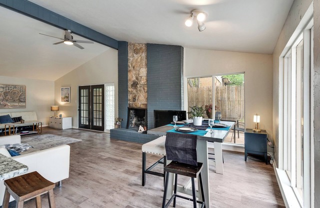 Fully remodeled house by the trails in a well establish neighborhood