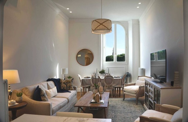 Newly listed, renovated: Stunning luxury in the magnificent Santa Croce district