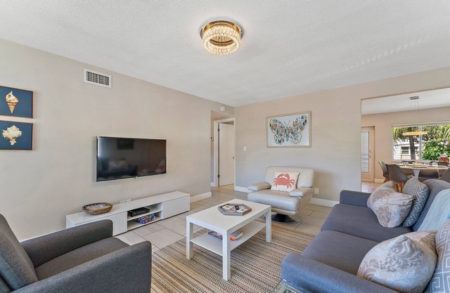 Fully Renovated Beach Condo in a Small Building