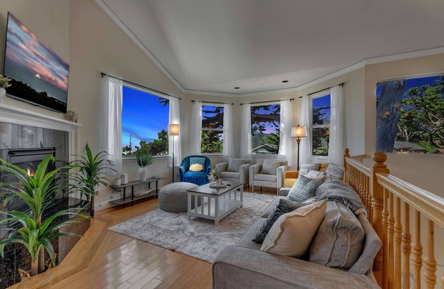 Fun 5BR Coastal Retreat w/ Pool Table/Arcade/Darts