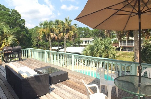 Fun Beach House with Pool