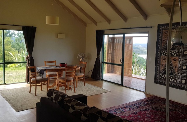 Fun cosy cottage on the south side of the beautiful Ngunguru River