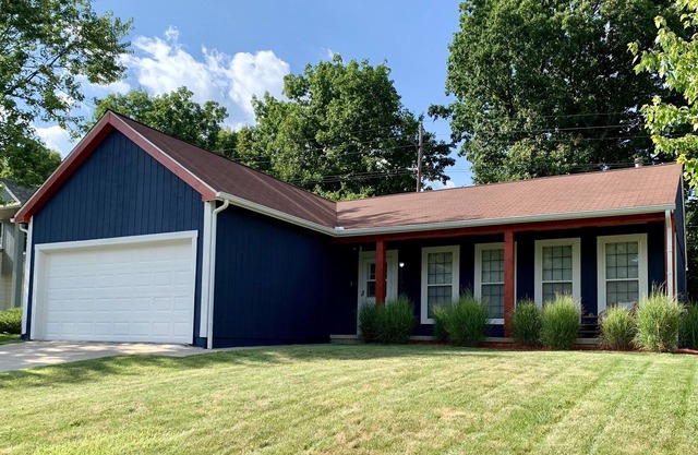 Fun Ranch-Style Home Near UofM Stadium