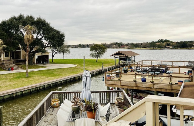 Fun retreat on Clear Lake