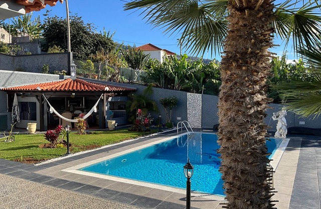Beautiful 1-Bed Apartment in Funchal, Madeira