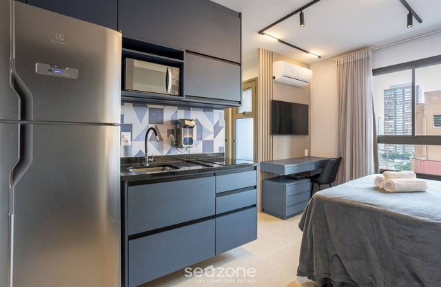 Functional Studio Near Subway Gba908