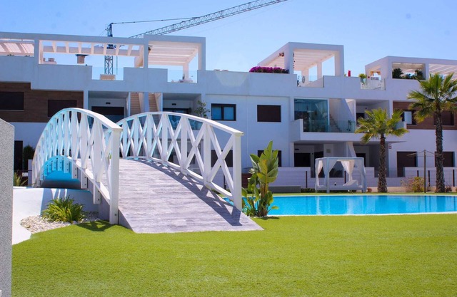 Furnished apt with big terrace overlooking famous pink lake in Los Balcones