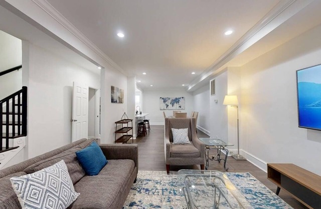 Furnished & Cozy Family-/Pet-Friendly 4B4B Townhome with Turnkey Amenities