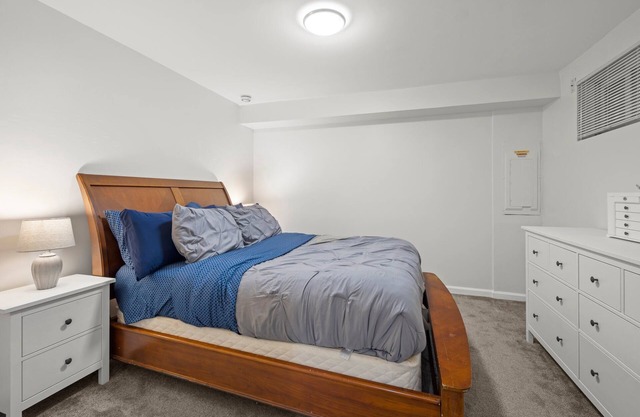 Furnished, Cozy Family/Pet-Friendly 1B1B Basement in Home with Turnkey Amenities