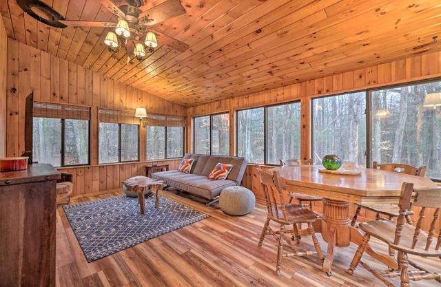 Furnished Deck and Fire Pit Lake Wallenpaupack Home