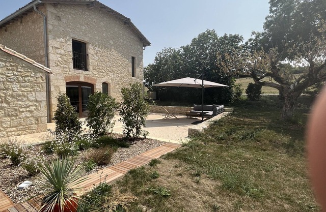 L'Appentis-Gîte-Deluxe-Terrasse-Eigenes Badezimmer