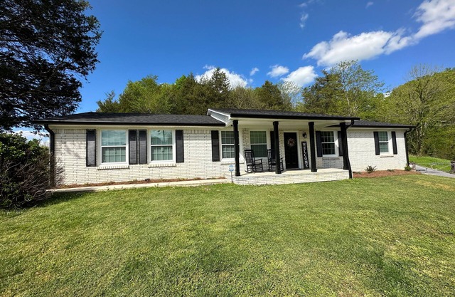 Gainesboro, TN House, Dale Hollow Lake, Standing Stone State Park, Roaring River