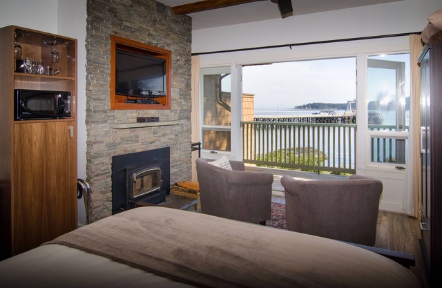 Galiano Oceanfront Inn & Spa
