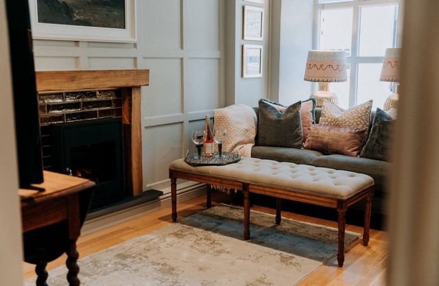 Gallery Nook - luxurious and stylish apartment for 2 in the heart of St Davids.