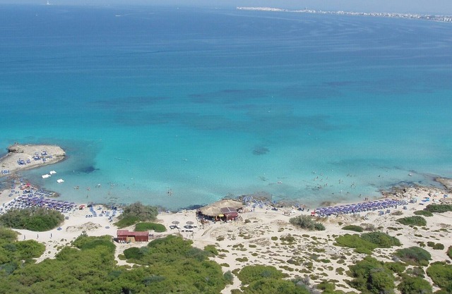 GALLIPOLI LIDO PIZZO Villa 20 Schritte vom Meer entfernt mit Tennisplatz