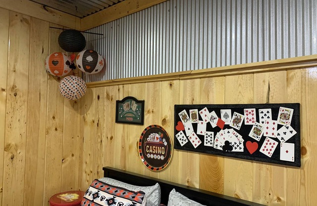 Gambling Buffalo Cabin near Casinos and Wichita Mountains Cache Medicine Park