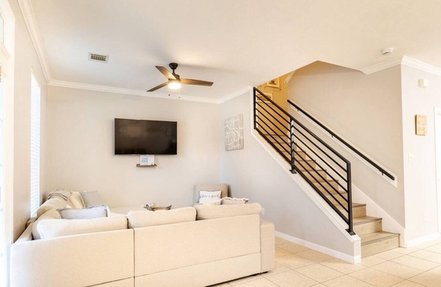 Gameday Gateway - Modern College Station Home Near Texas A&M