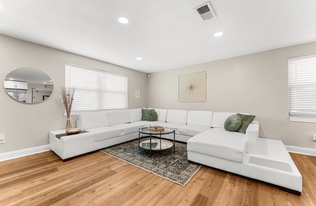 GameRoom+Dogs+4 BR+Kids+FAST WIFI + 2 Kings