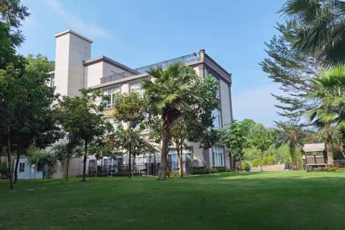 GANGZHOU BENZYOO B&B（ Baishuizhai Skov River）