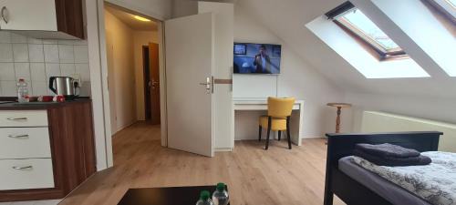 Ganze 2 Raum Ferienwohnung Rechts