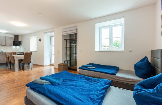 Moderne Ferienwohnung in Haunsheim mit Terrasse