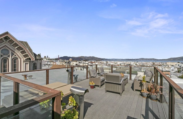 Garden Apartment in Cow Hollow/Marina District with rooftop deck!