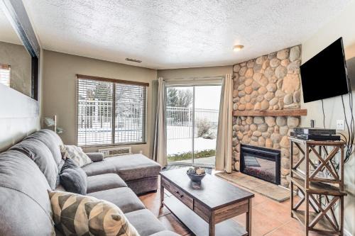 Garden City Condo with Pool Access by Bear Lake!