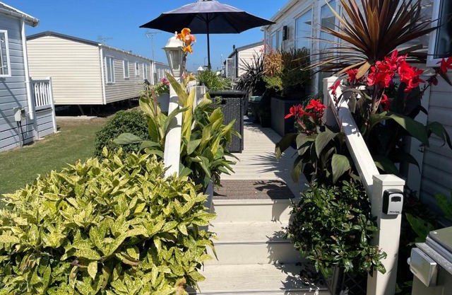 Garden Lodge