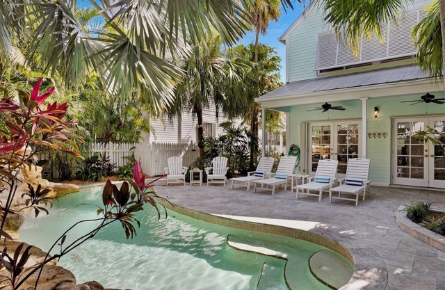 **GARDEN OF EMMA @ THE ANNEX** Private Home & Pool + LAST KEY SERVICES…
