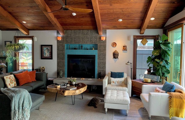 Garden settings & outdoor living coincides with beautiful 1-bedroom dwelling