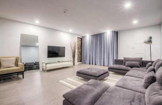 Garden suite loft in old Montreal
