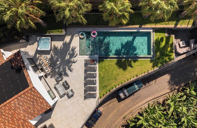 Garden Villa – Luxury Retreat with Pool & Views