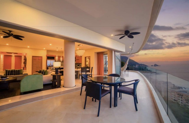 Garza Blanca 4 Diamond Resort 2 Bedroom Panoramic Apartment
