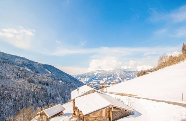 Ferienwohnung Gasthof Almluft in Stumm im Zillertal - 14 Personen, 3 Schlafzimmer
