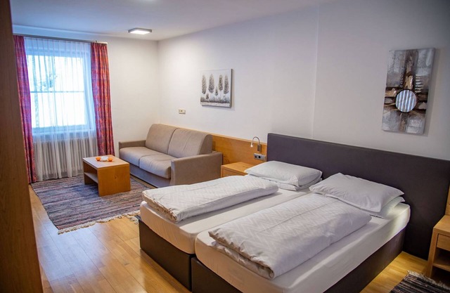 Gasthof Kirchsteiger 'Zimmer 6' mit Seeblick, Gemeinschaftsterrasse und Wi-Fi