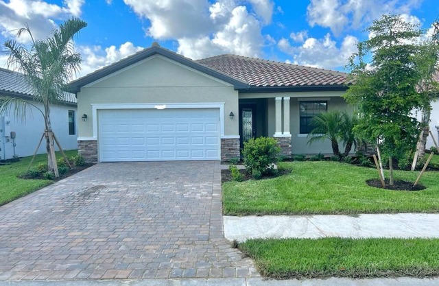 Gated Community, Resort-Style Pool, Pickleball, Tennis, Bocce along with Gym.