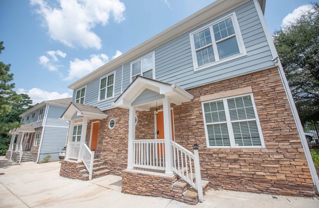 Gated Modern Home 15min away Atlanta with 7 beds C