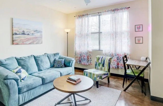 ★Gated Prkg, 2Bd/2Bth, W/D, Early Chk-In,♥ of Midtown/Overton Square