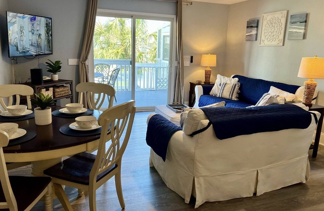 Suchen Sie nicht weiter - 2 BD / 2BA ist nur wenige Schritte vom Strand entfernt - Buchen Sie jetzt Frühling & Sommer!