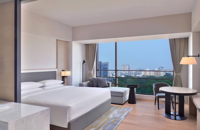 Courtyard By Marriott Ahmedabad Sindhu Bhavan Road