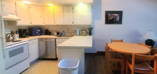 Gateway Condo A25