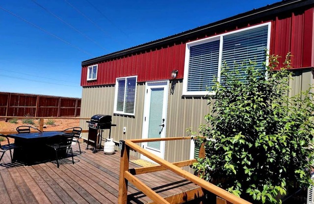 Gateway to Adventure: Tiny Home Getaway Near Zion National Park in Apple Valley