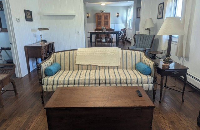Gather with loved ones in this early American home