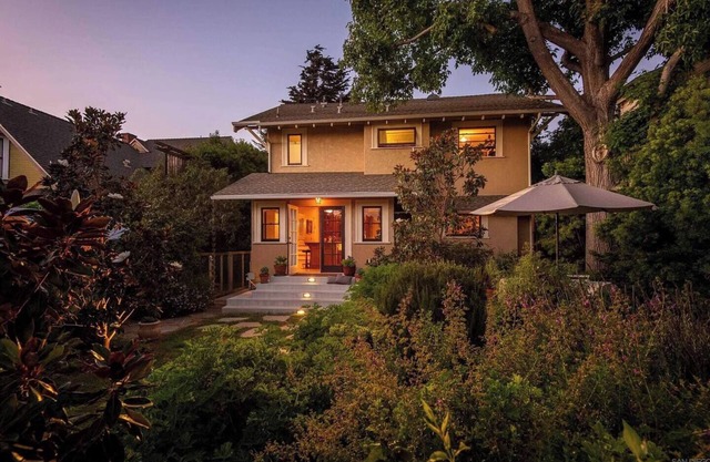 Gatsby-style Historic House in Golden Hill