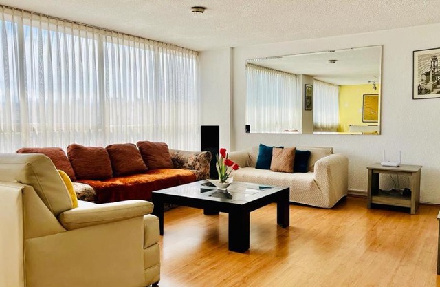 Gelati apartment 1Parking 2BR 2BA