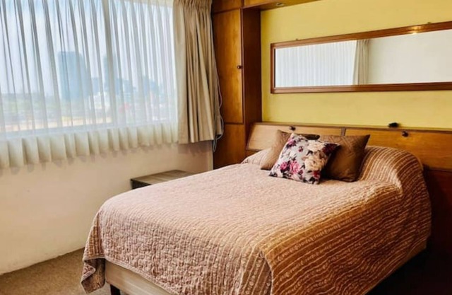 Gelati Aptm 2BED/2BAT/1parking