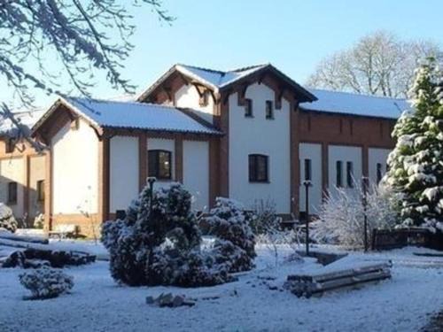 gemütliche Ferienwohnung im Turm des historischen Marstalls in Kuchelmiß für 2 Pers